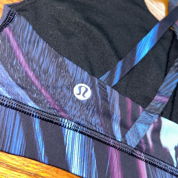 Lululemon Energy Bra Nulux | Size 4 | Electrobeam - Picture 7 of 9